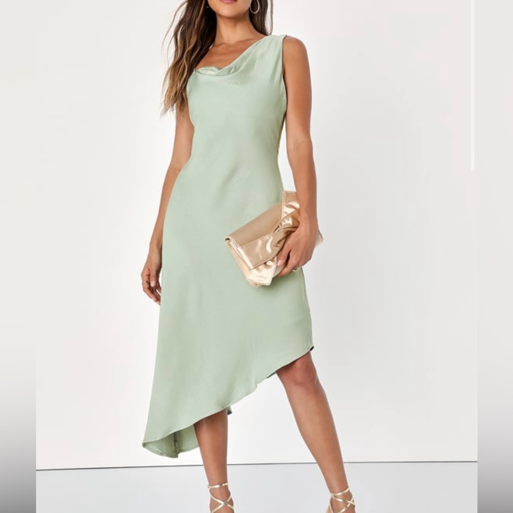 Lulu’s Instant Impression Sage Green Asymmetrical… - image 1